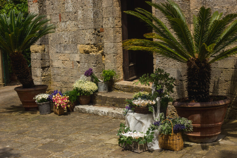 Wedding Planner a Pisa. Fabio e Giulia sposi a Terricciola. Giulia Alessandri, Wedding Planner: progettazione e coordinazione matrimoni in Toscana.
